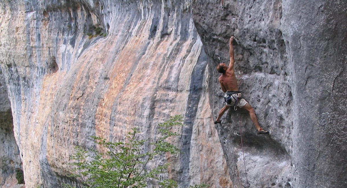 escalade_dans_les_gorges_du_tarn_xcm8zz_3082a5993b.png